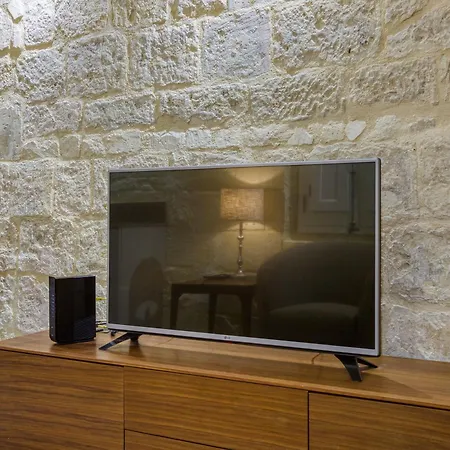 Cosy 1 Bedroom Apartment In The Heart Of Valletta *
