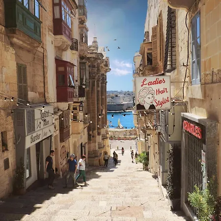 Cosy 1 Bedroom Apartment In The Heart Of Valletta Apartment Valletta