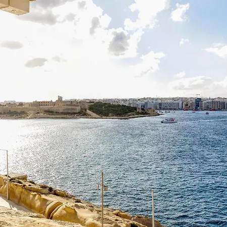 Apartment Cosy 1br In The Heart Of Vibrant By 360 Estates Valletta