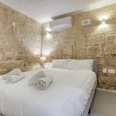 Cosy 1 Bedroom Apartment In The Heart Of Valletta *